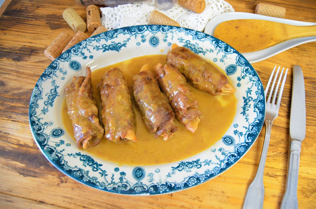 las delicias de Mayte, rollito de ternera relleno, rollitos de ternera, rollitos de ternera a la cerveza, rollitos de ternera en salsa, rollitos de ternera rellenos en salsa,