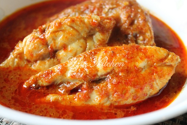 Asam Pedas Ikan Merah Melaka Yang Sedap - Azie Kitchen