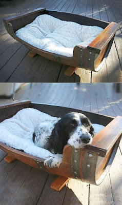Construye una caseta para perros única a partir de un barril de madera