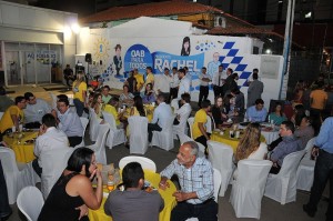 Integrante de Comissão Eleitoral da OAB que está em Alagoas, vai à festa de candidato a presidente da ordem