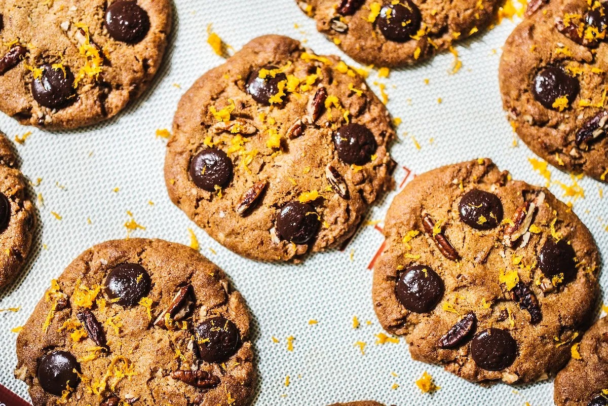 cookie dough,best chocolate chip cookies,chocolate chips,best chocolate chip cookies