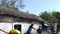 Akibat Konsleting Listrik, Satu Rumah di Kayen Ludes Terbakar