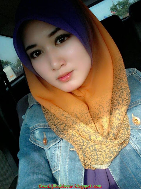 Foto Wanita Berjilbab Cantik Top Banget, Calon Bini Orang