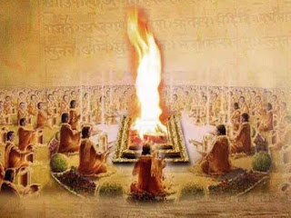 Brahmins, performing Ashvmeg Yagya