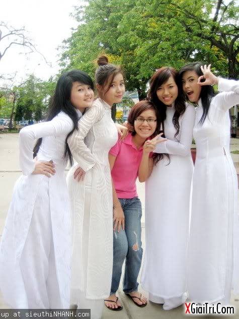 Nữ sinh Việt Nam