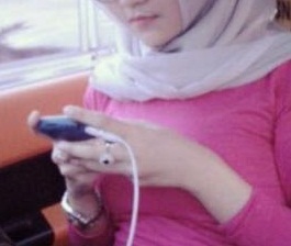 Fatwa Ulama: Haram Hukumnya Memeriksa Dan Memata-Matai Hp Suami Anda Begitu Juga Sebaliknya