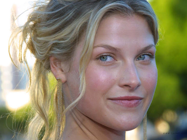 Beautiful American Actress: Ali Larter HQ Wallpapers