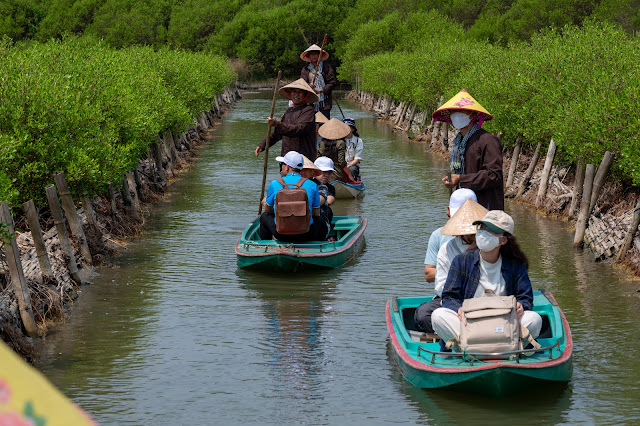 Tham quan Bàu Cá Cái ở Quảng Ngãi