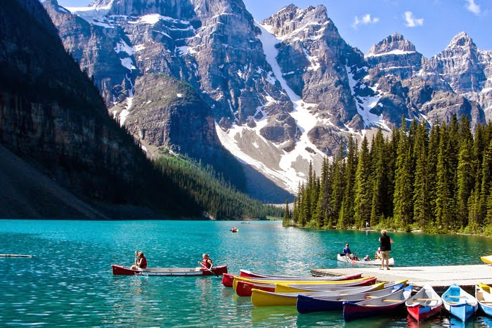 A Spectacular Turquoise Peyto Lake in Canada