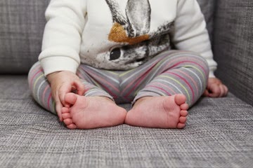 20150428 alice is 6 months (72) edit