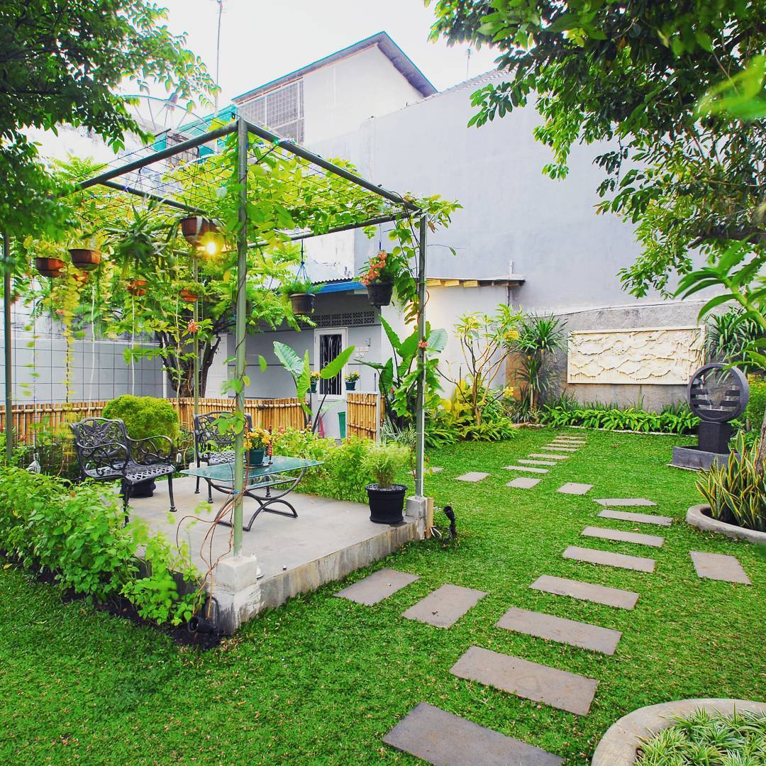 4 Tips Membuat  Teras Belakang  Rumah  Minimalis  Modern 