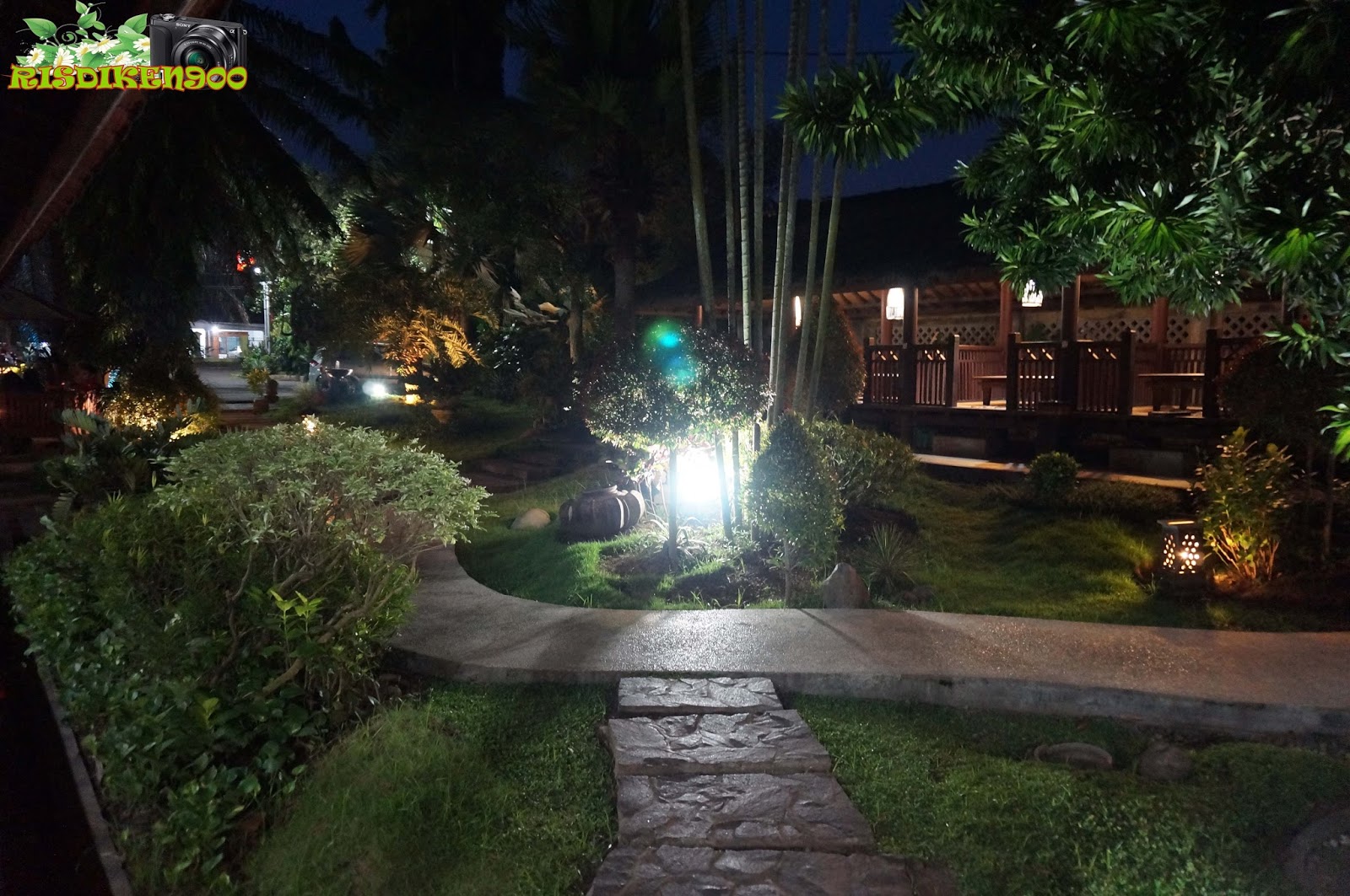 Perjalananku Rumah Makan Taman Lesehan Dewi Sri Jl 