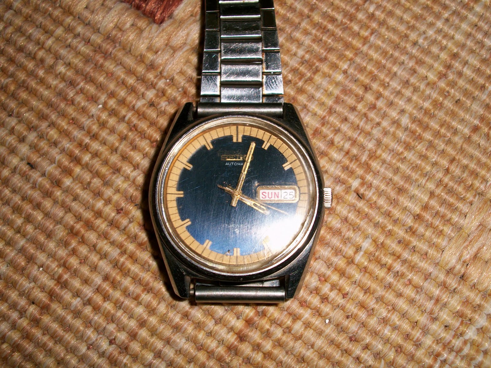 Seiko 17 jewels automatic watch
