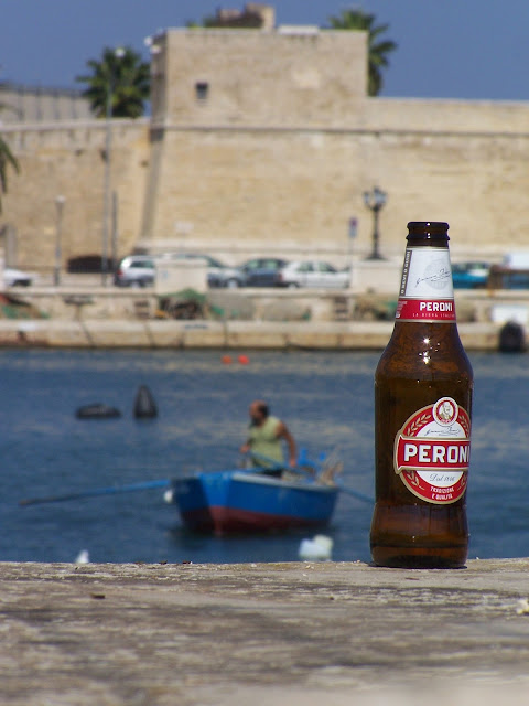 Bière Peroni à Bari