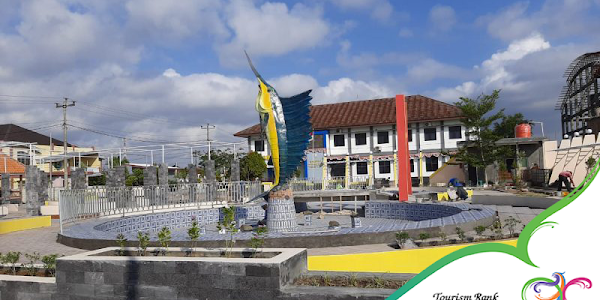 Lokawisata RTH Dr. Soetomo dan Taman Marlin Di Cilacap