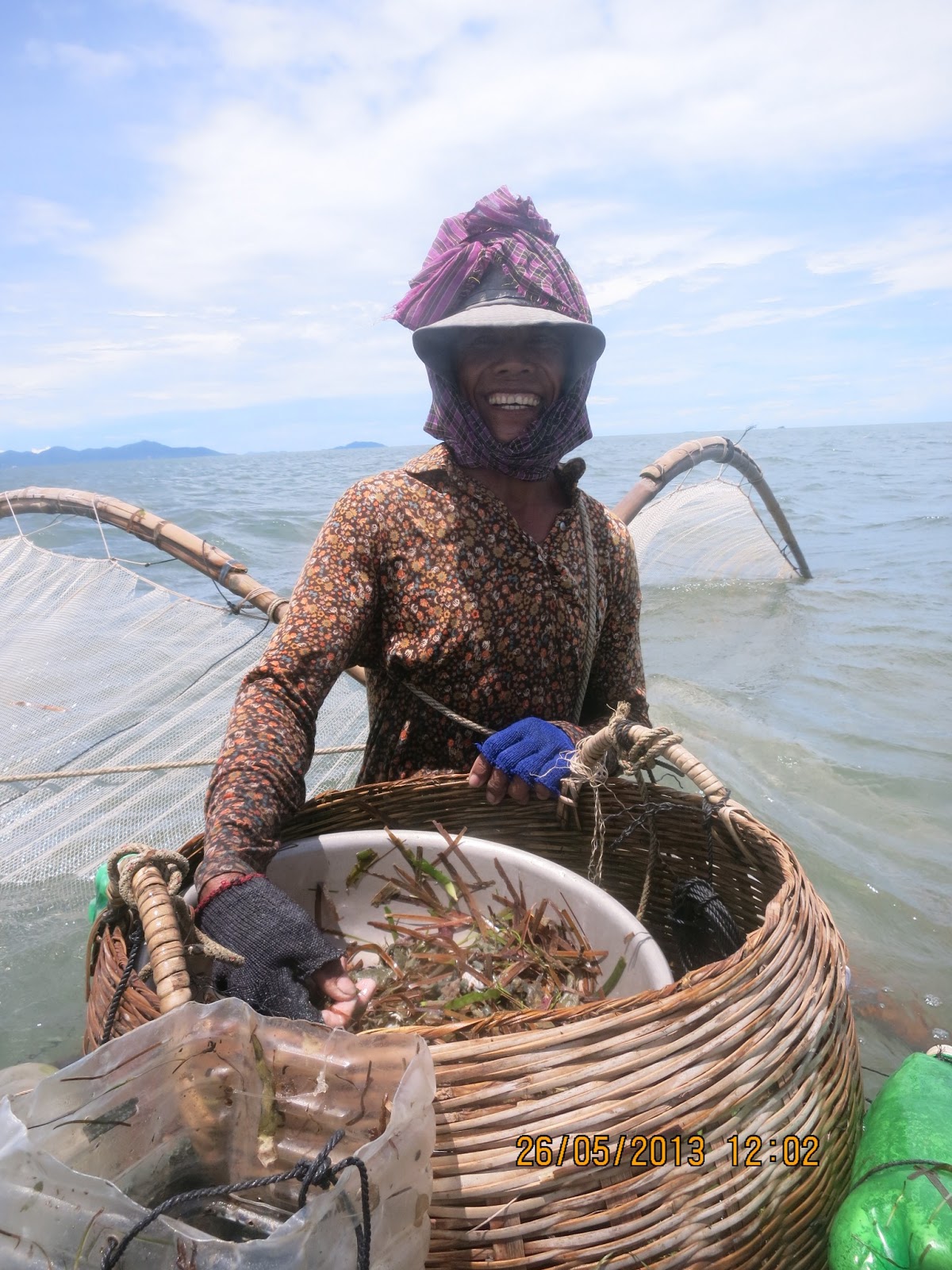 Eco Cafe' Phuket: Fresh seafood supermarket in Kampot