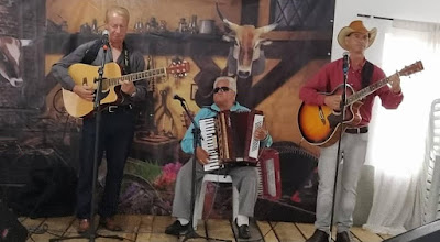 Primeira Tarde Sertaneja AsmoviQ - Festival faz resgate cultural
