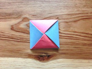 Langkah - langkah dalam membuat origami zabuton