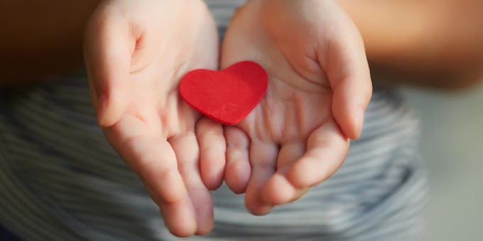 5 Reasons You Should Give to Charity 