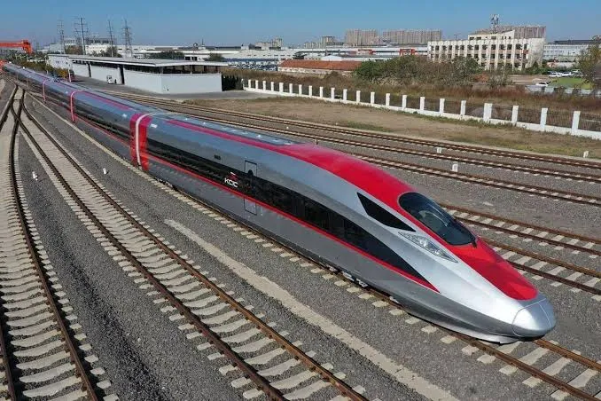 Kereta Cepat Jakarta Bandung Bakal Beroperasi Mulai Oktober 2023, Menhub: Sekarang Uji Coba