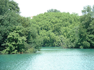 Le lac situé au coeur du parc