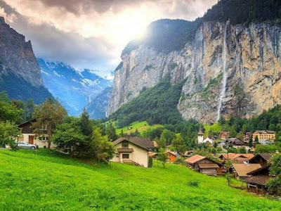 Las cataratas staubbach en lauterbrunnen