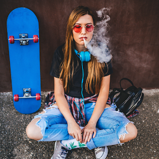 Adolescente con el uso recreativo de marihuana