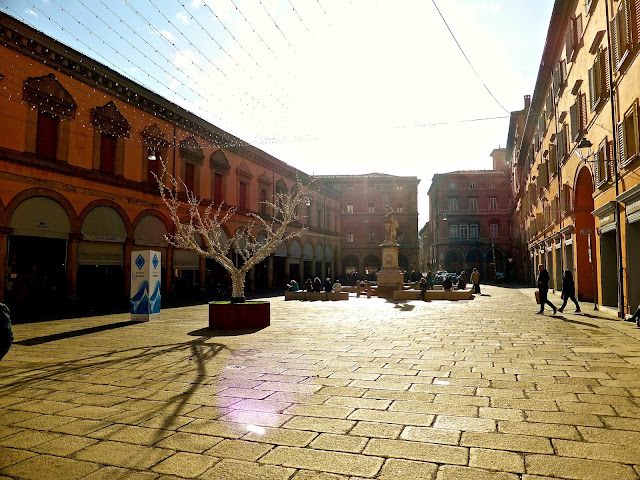 bologna-piazza-galvani