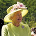 Five outfits of Queen Elizabeth II that had hidden messages