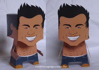 Taylor Lautner Papercraft