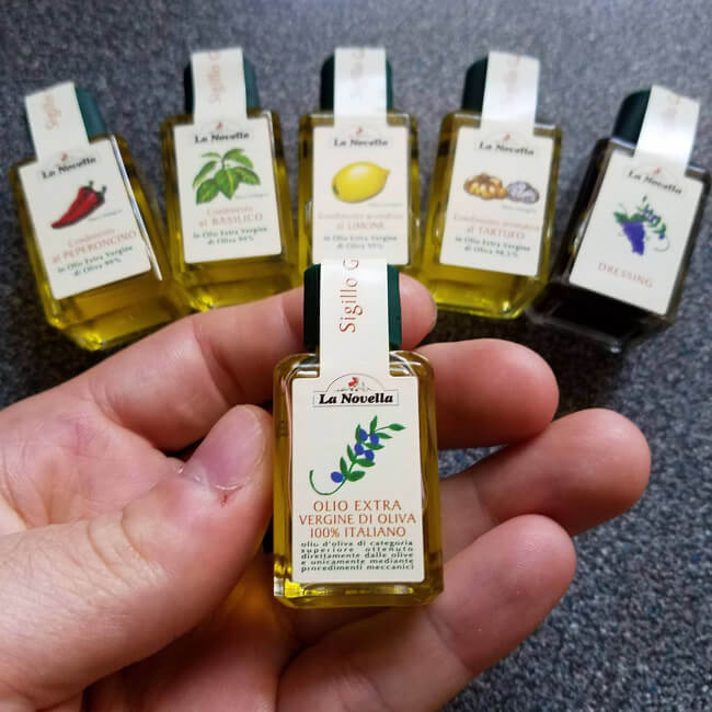 27 Pictures Show That The World Has A Plan For All Of Us - These are little olive oil bottles. You may use them with that tiny pack of pasta!