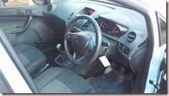2010 ford fiesta white in.