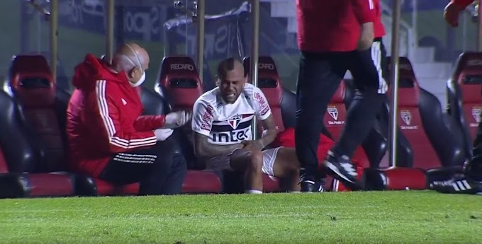 Daniel Alves, do São Paulo, tem cirurgia bem sucedida e vai iniciar recuperação em casa