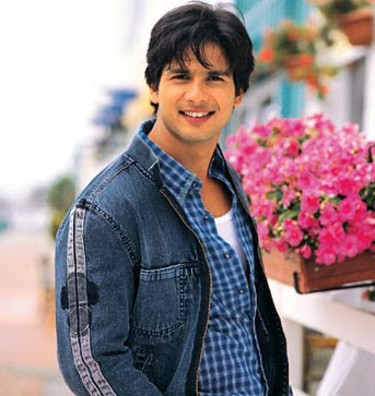 Download Latest HD Wallpapers OF Shahid Kapoor & Images