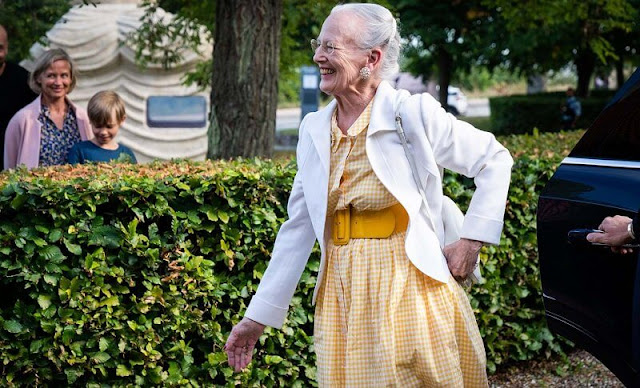 Queen Margrethe attended the 2022 Rungstedlund Prize ceremony held at the Karen Blixen Museum in Rungsted