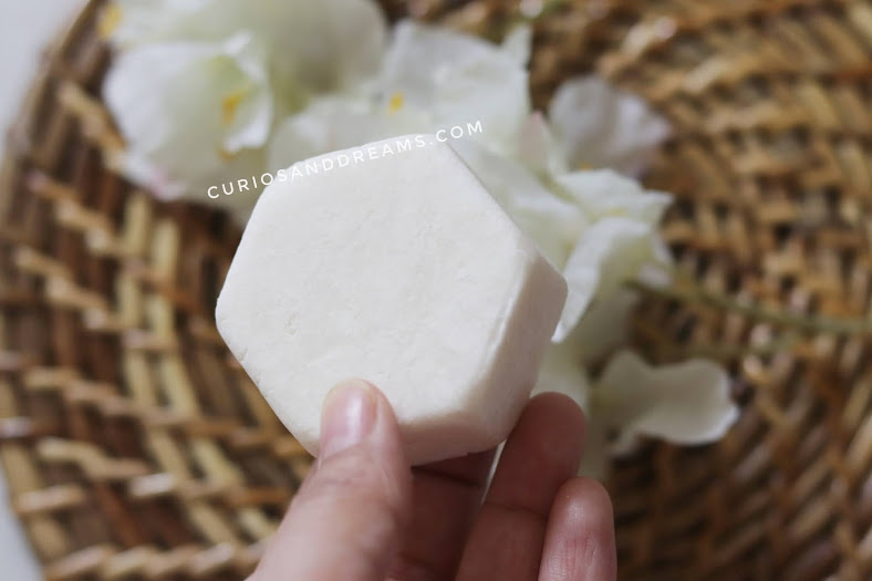 The Earth Rhythm Coconut Oil Shampoo Bar, The Earth Rhythm Coconut Oil Shampoo Bar review, The Earth Rhythm review