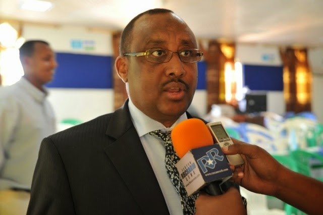 Madaxweynaha Dowlada Puntland Cabdiweli Gaas oo sheegay iney diidanyihiin Qodobada qaar ay ku heshiiyeen DFS Iyo Somaliland.