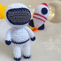 astronauta amigurumi