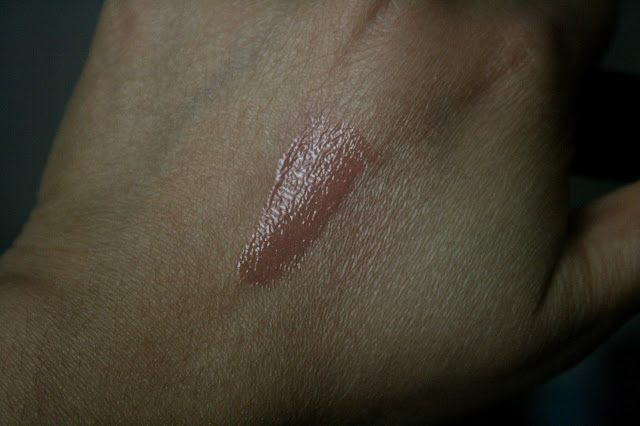 Guerlain Maxi Shine Gloss d'Enfer Lip Gloss in Browny Clap Swatch