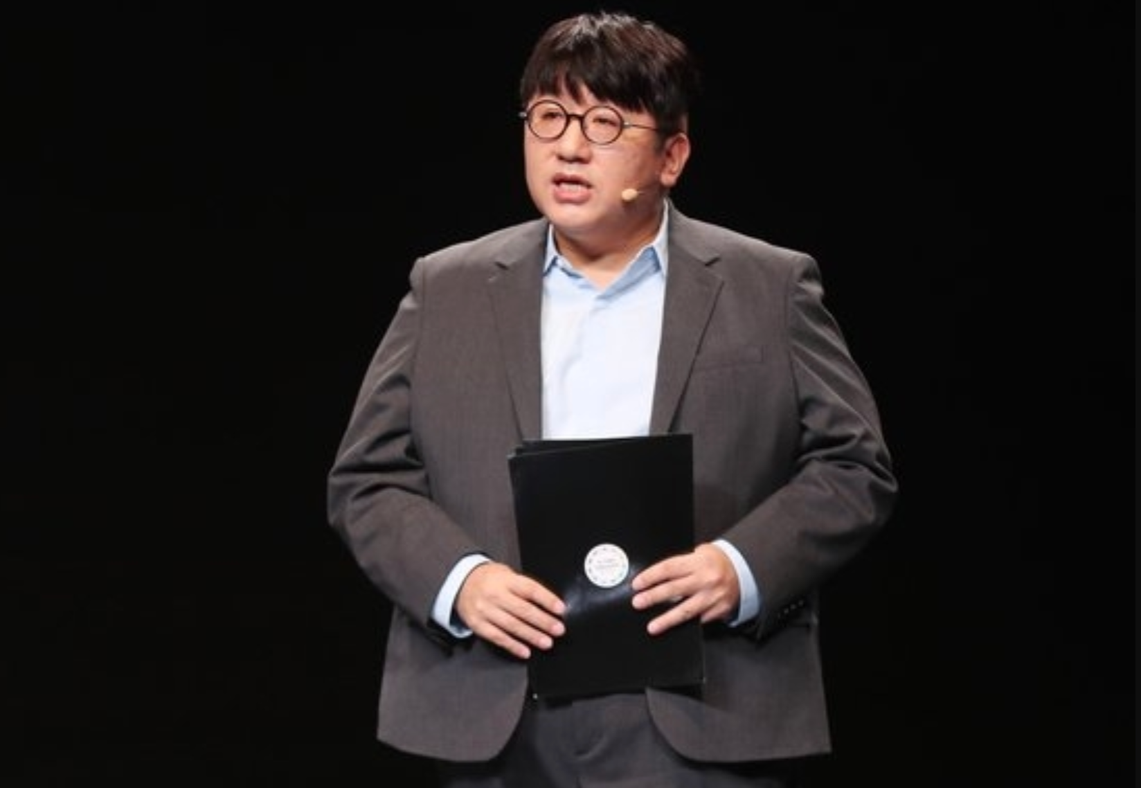 Bang Si-hyuk to become top 5 richest CEO once Big Hit goes ...