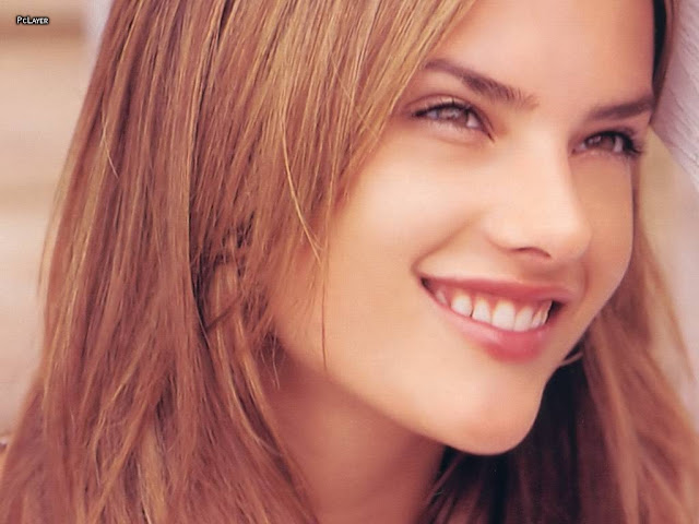 Alessandra Ambrosio hd wallpapers