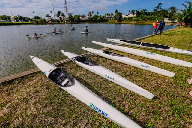 Cícero Lucena abre projeto de Canoagem Olímpica para estudantes da Rede Municipal