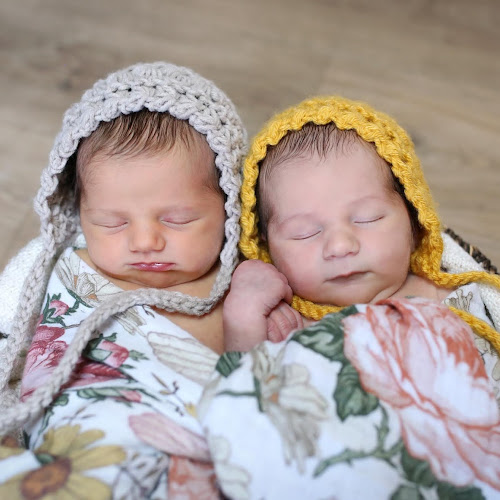 Nova + Hazel