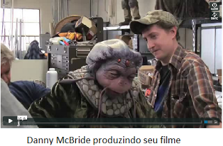 http://humoramericano.blogspot.com.br/2015/08/mcbride-em-seu-reino-cinematografico.html