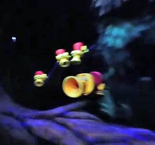 Horn Ducks Alice Dark Ride Wonderland Disneyland Tulgey