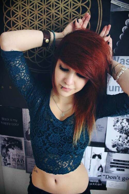 Emo Girls With Latest Stylish Wallpaper - Latest Cute Emo ...