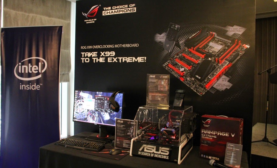 ROG Rampage V Extreme with the ROG Swift Monitor