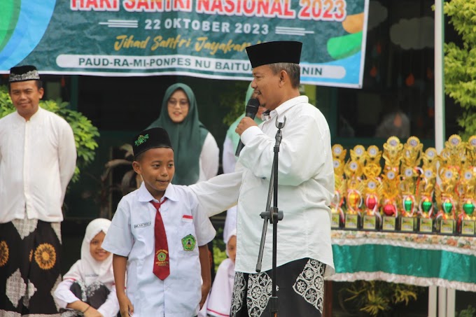 Peringati Hari Santri Nasional 2023, Guru dan Siswa MINUBM Kirab Bareng Keliling Kampung