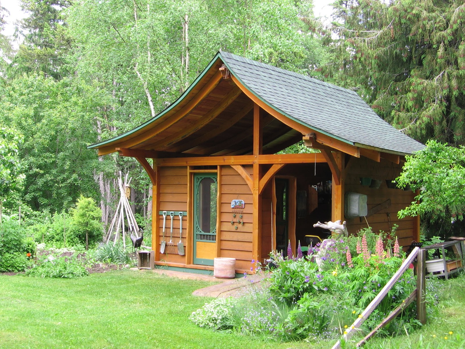 Jim Oseychuck's backyard garden shed, which he built all from self ...