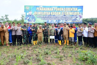 Ikuti Arahan Presiden DLH PALI Adakan Penanaman Pohon Serentak 